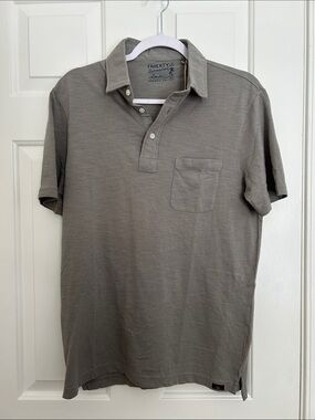 NWT Faherty Men’s Short Sleeve Pocket Polo in Grey